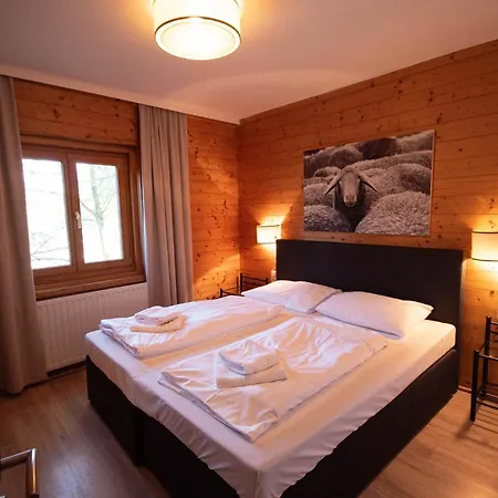 Edelweiss Zell Am *
